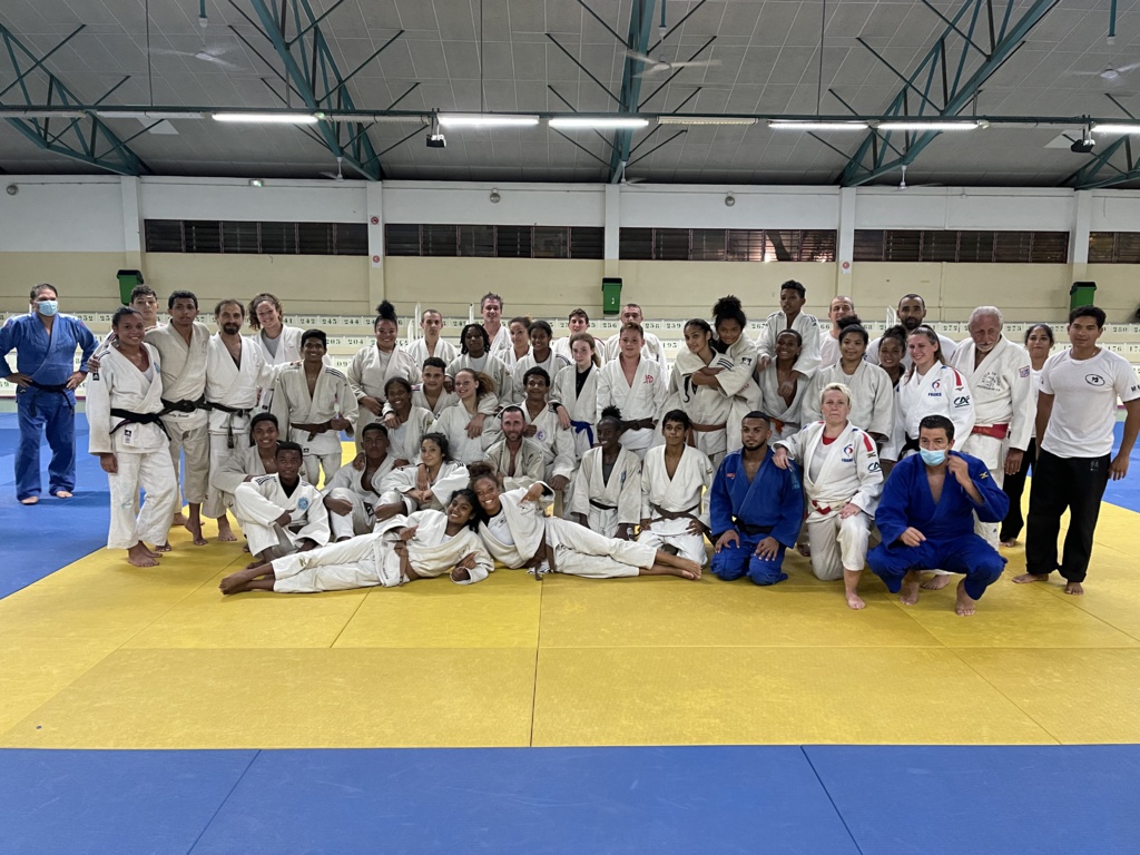 Intervention de Patricia FLOQUET experte Jujitsu Fighting